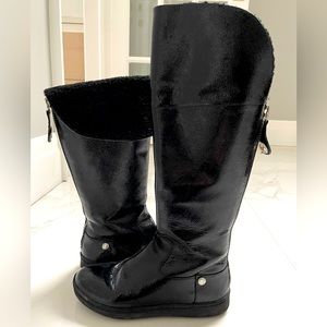 Fall / Winter Michael Kors Black Patent Leather / Shearling Boots